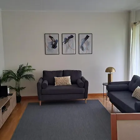 Apartment Lombinha *