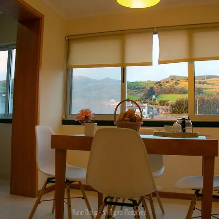 Lombinha Apartment *